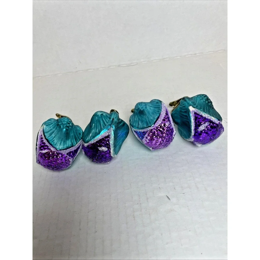 N/A ornaments glitter